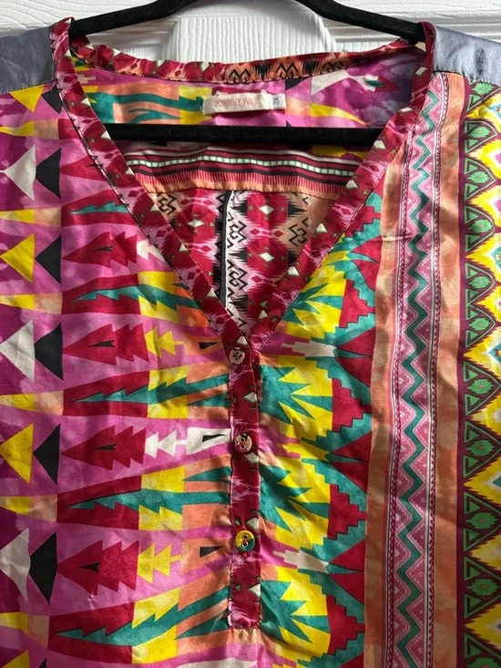 Johnny Was Kamelia Mixed Print V-Neck 100% Silk Blouse Size 2X - Picture 2 of 9